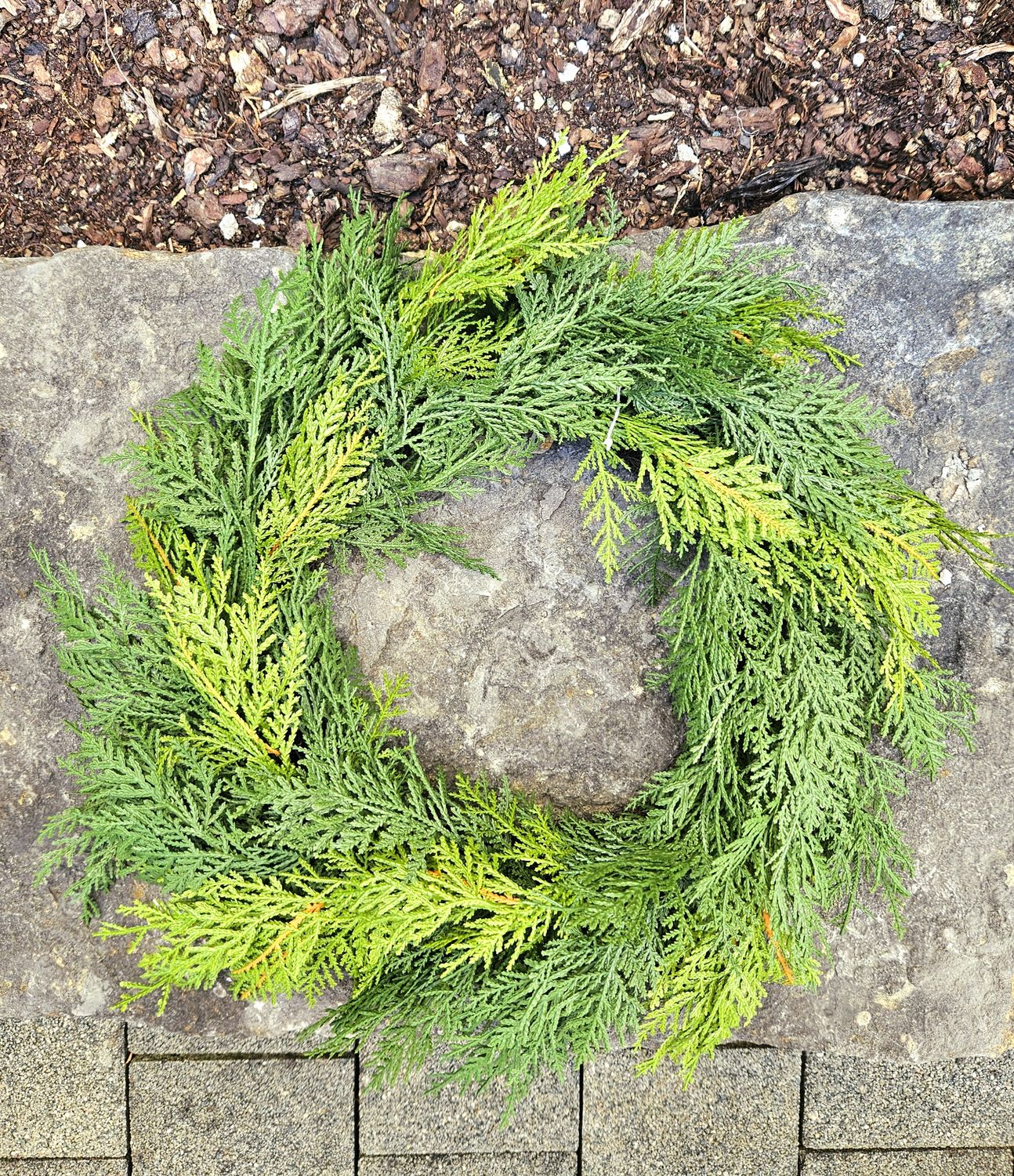 Artificial thuja wreath, Ø 50 cm, Soft Feel, green