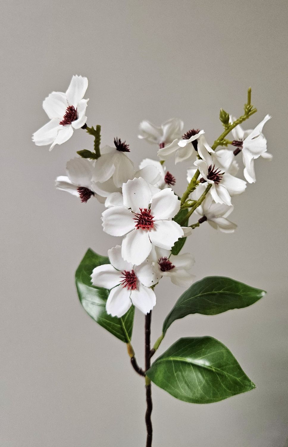 Artificial bergenia flowering branch, 46 cm, white