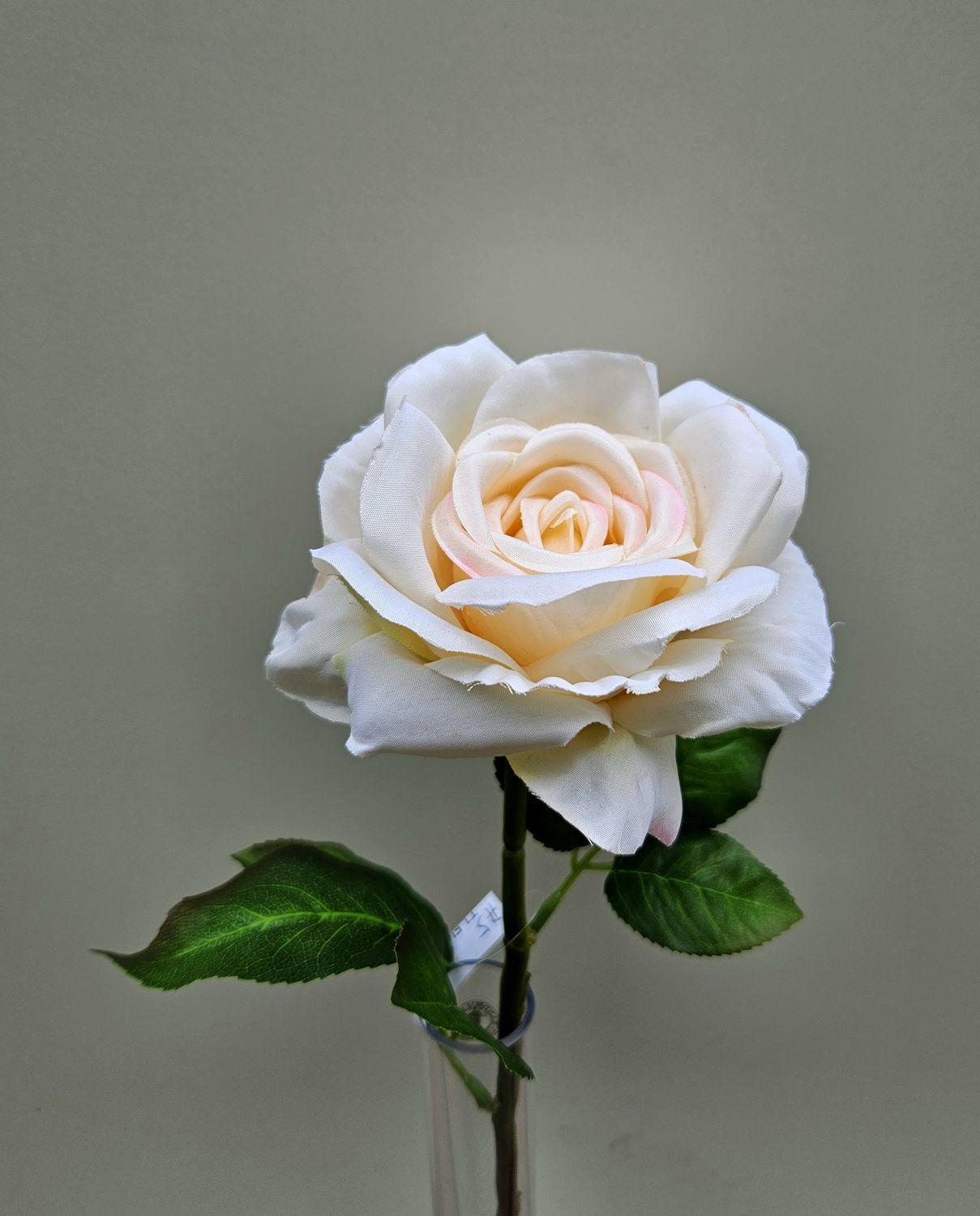 Classic artificial rose, 38 cm, cream-apricot